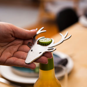 Flaschenoeffner Hirsch